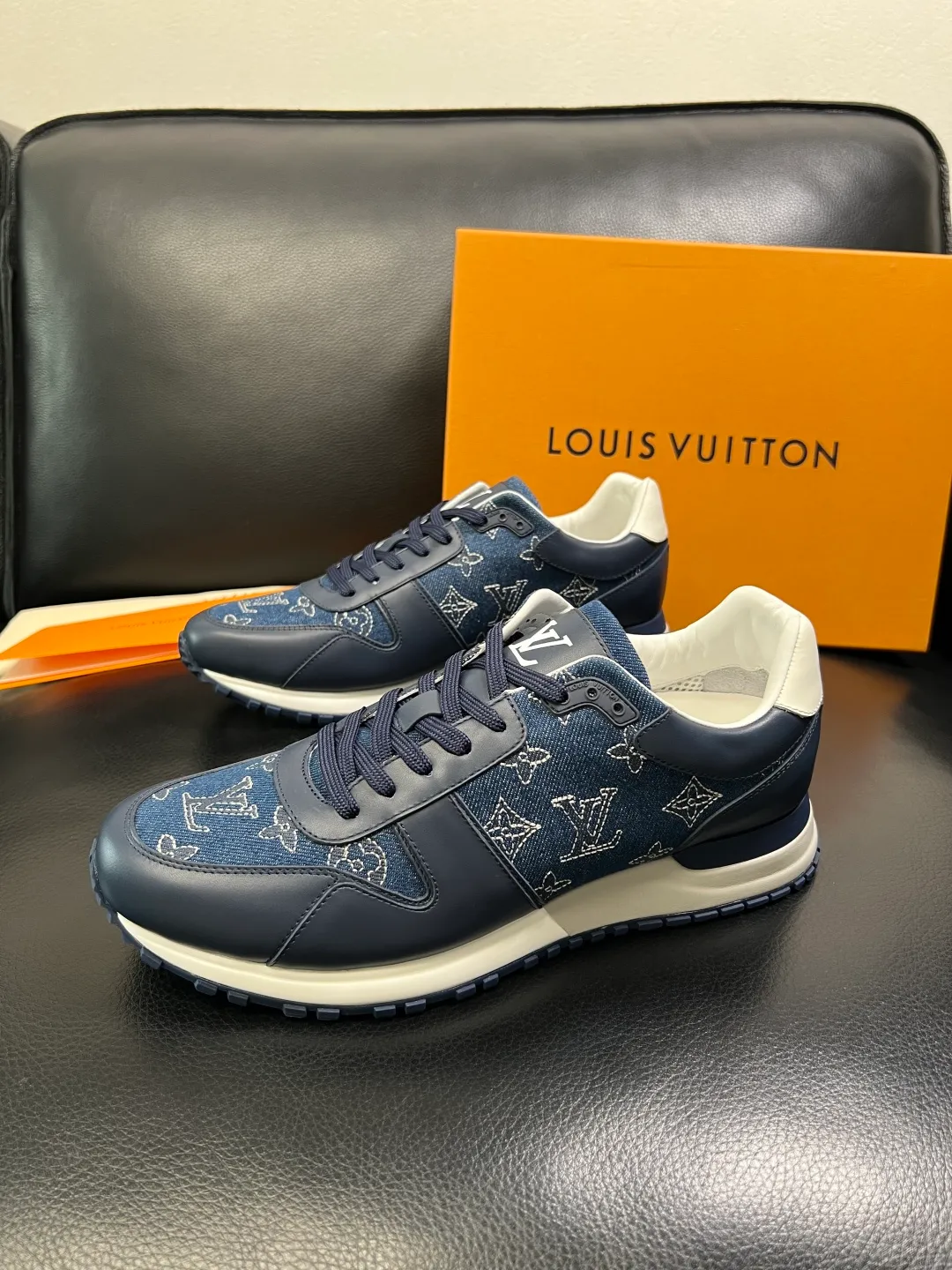 Men's shoes 💰740 Lv high quality top handicrafts Louis Vuitton, counters are equipped with the original factory, the uppers are imported from Italy, high-quality splicing colorful complex crafts, imported cowhide lining is soft and comfortable, soles: original soles specially provided by the original factory, T men's shoes 💰U exclusive movable molded soles are super comfortable, original factory single goods, code number 39-44 (customized 45)
